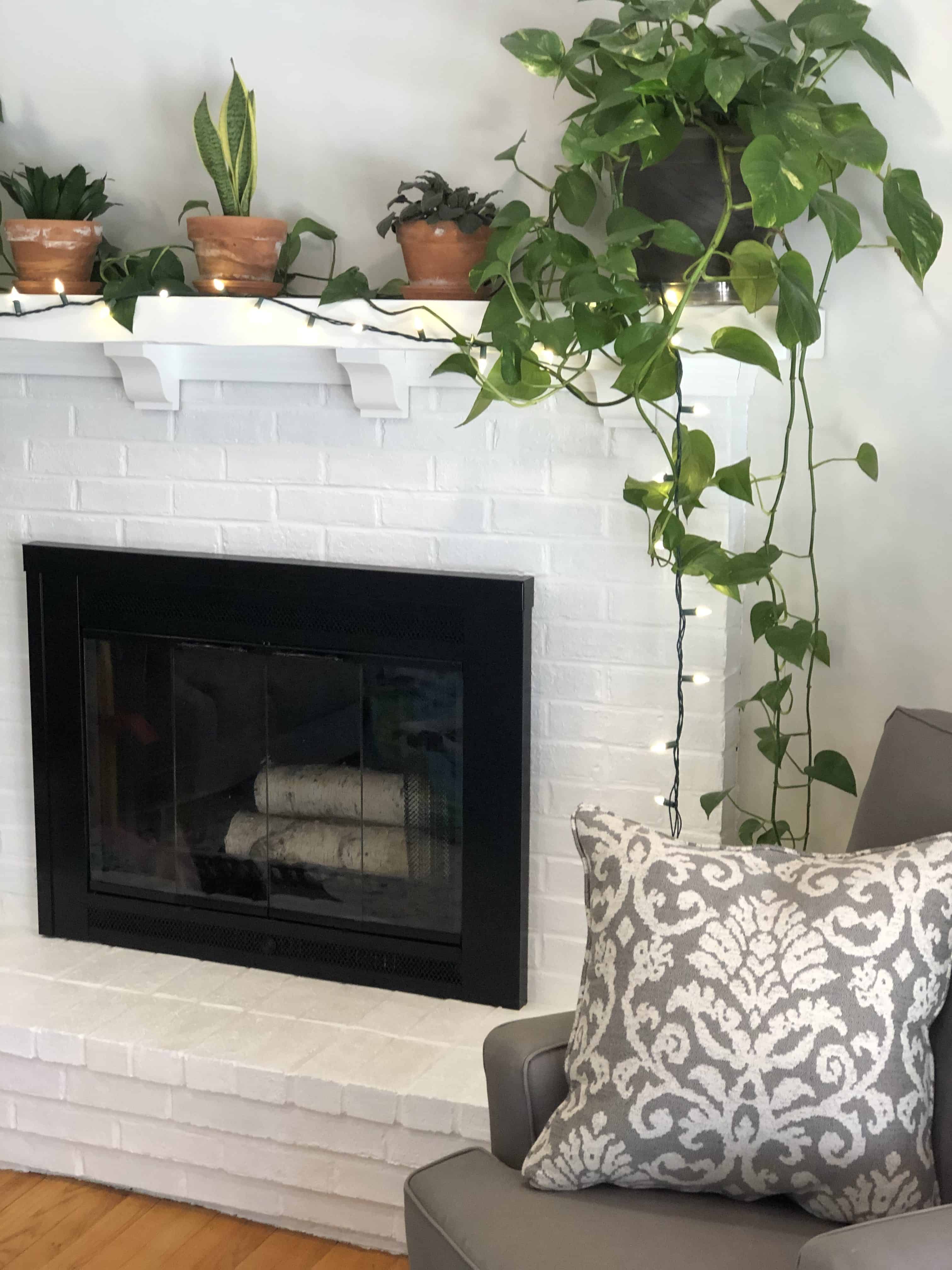 How to Paint Fireplace Brick White 4 Easy Steps to Have it Last